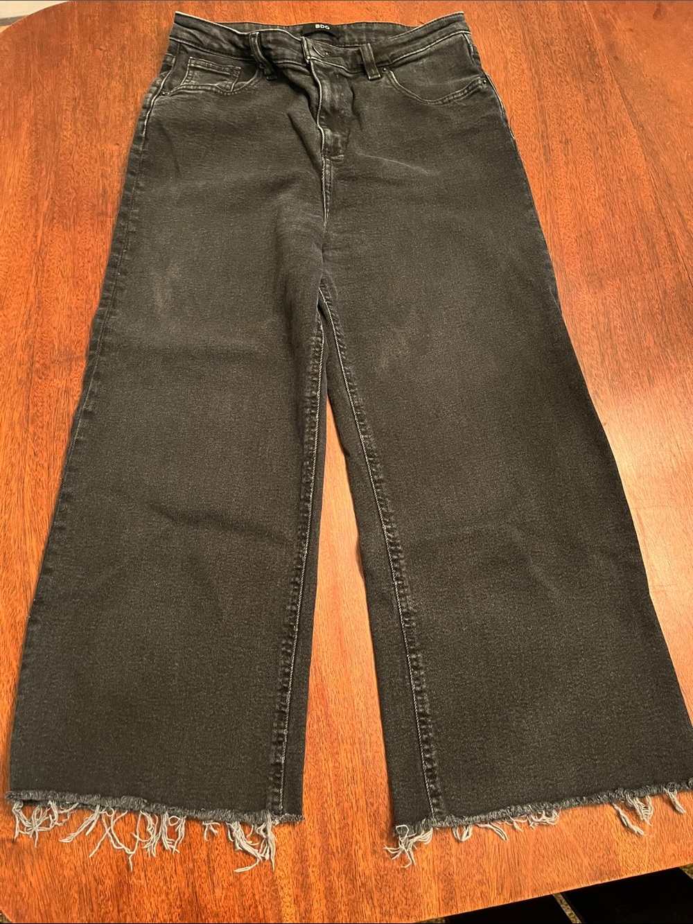 BDG Black Wide-Leg High-Rise Jeans with Frayed Hem flood length